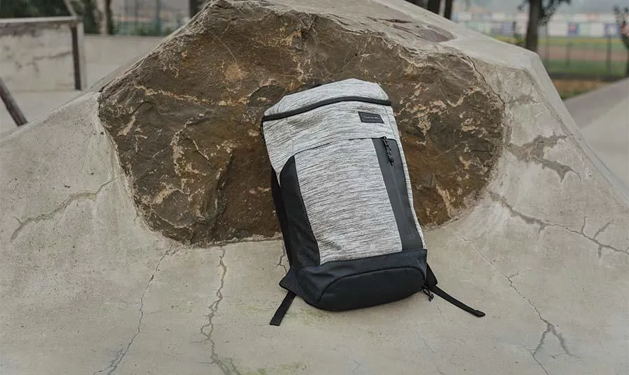 Concourse 25L Backpack
