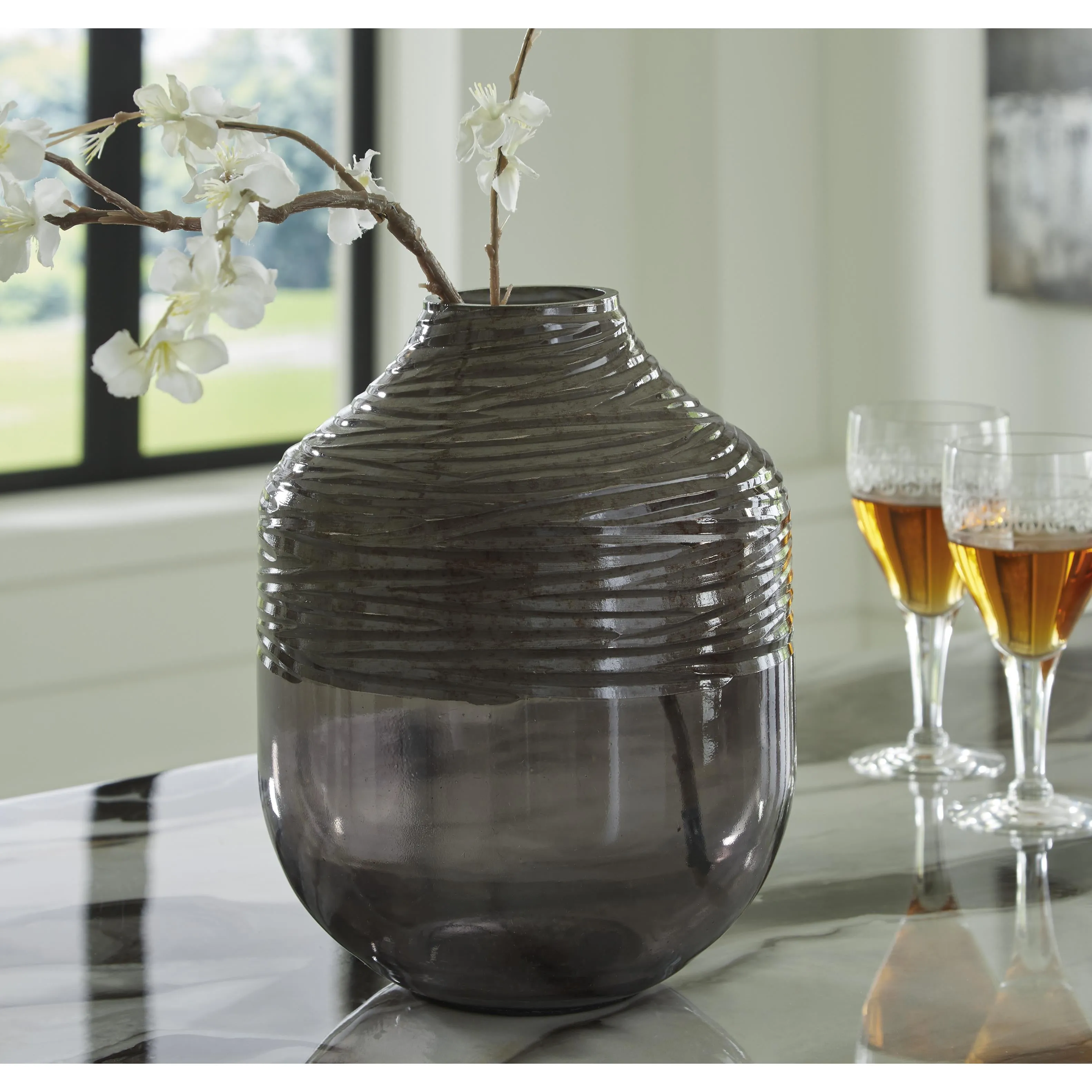 Signature Design by Ashley Harpwick A2000726 Vase